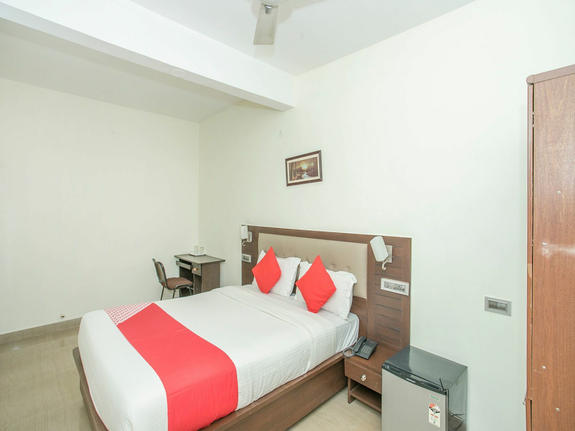 Oyo 13170 Victory Suites Bangalore Exterior photo